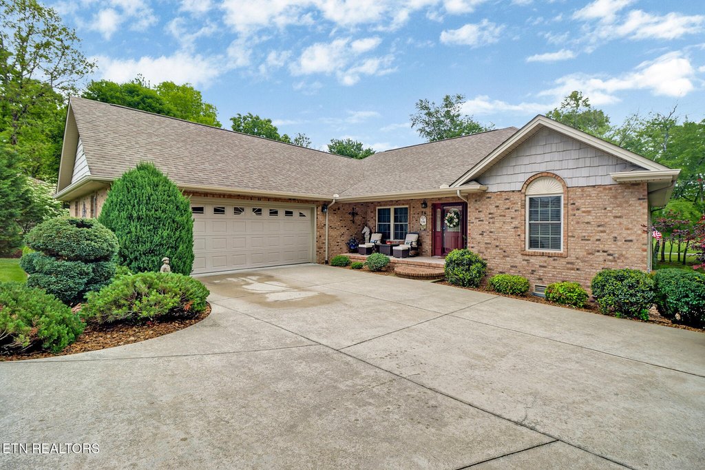 Fairfield Glade, Tennessee, 38558, United States, 3 Bedrooms Bedrooms, ,2 BathroomsBathrooms,Residential,Forsale,1907875