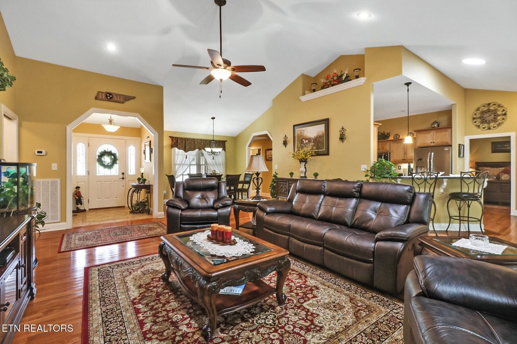 Fairfield Glade, Tennessee, 38558, United States, 3 Bedrooms Bedrooms, ,2 BathroomsBathrooms,Residential,Forsale,1907875
