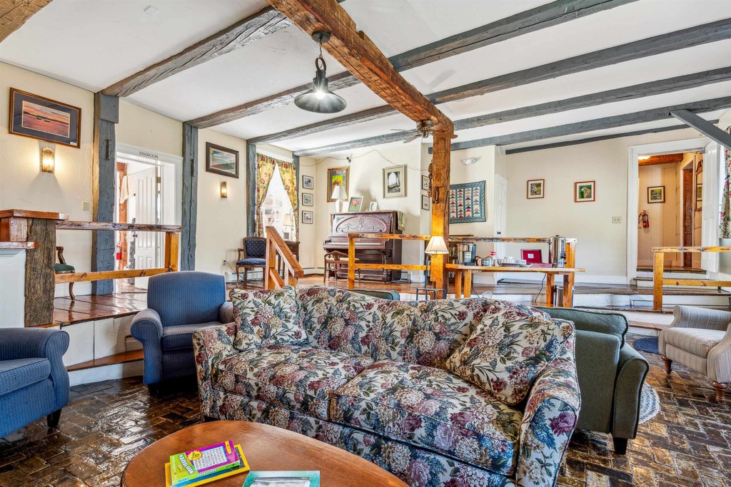 Lyme, New Hampshire, 03768, United States, 22 Bedrooms Bedrooms, ,18.5 BathroomsBathrooms,Residential,Forsale,1999513