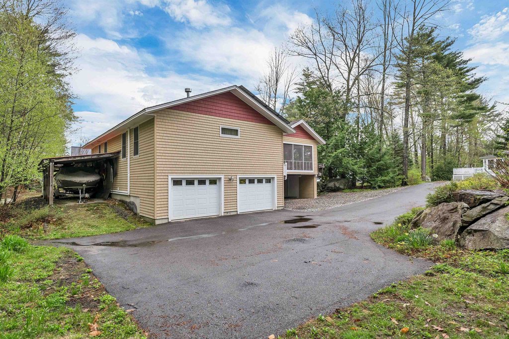 Bristol, New Hampshire, 03222, United States, 3 Bedrooms Bedrooms, ,2 BathroomsBathrooms,Residential,Forsale,1893916