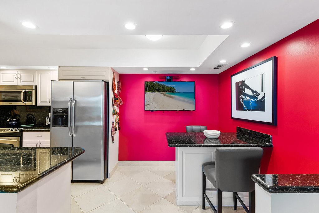 Highland Beach, Florida, 33487, United States, 2 Bedrooms Bedrooms, ,2 BathroomsBathrooms,Residential,Forsale,1886580