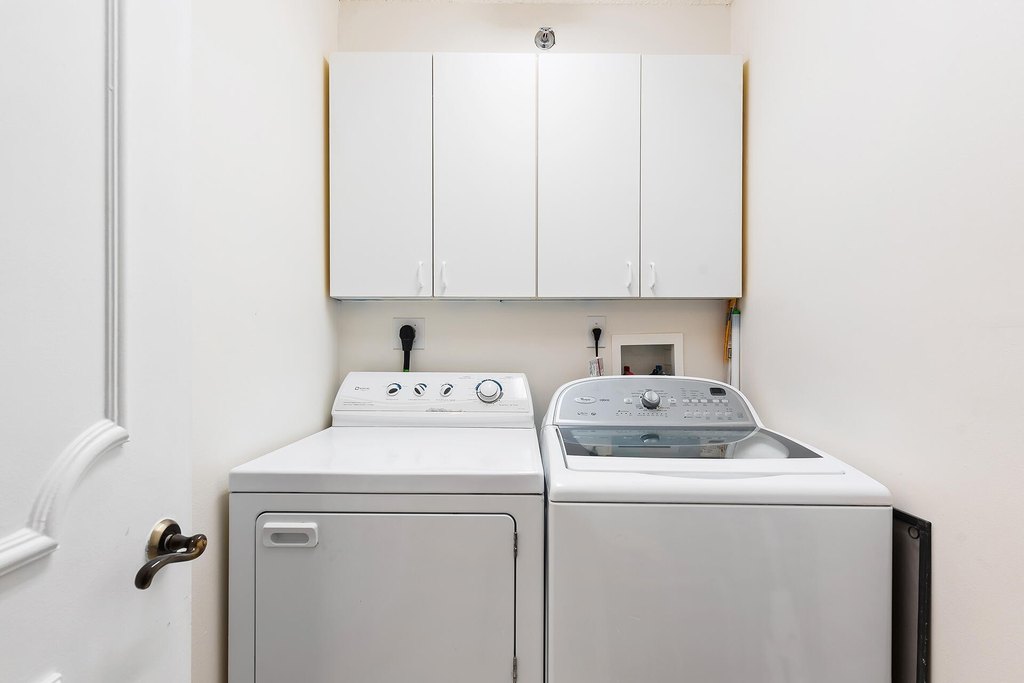 Highland Beach, Florida, 33487, United States, 2 Bedrooms Bedrooms, ,2 BathroomsBathrooms,Residential,Forsale,1886580