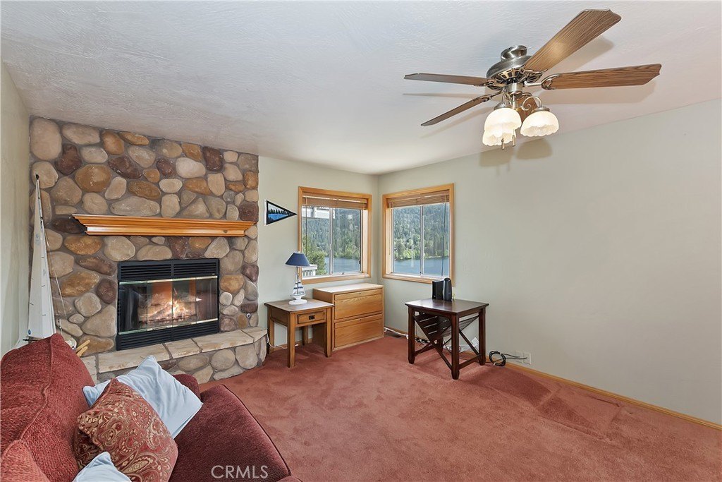 Crestline, California, 92325, United States, 3 Bedrooms Bedrooms, ,3 BathroomsBathrooms,Residential,Forsale,1953294