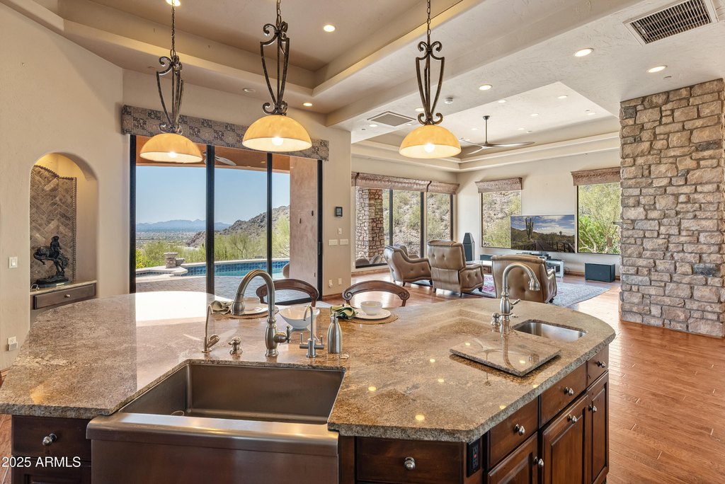 Scottsdale, Arizona, 85255, United States, 6 Bedrooms Bedrooms, ,7 BathroomsBathrooms,Residential,Forsale,1933916