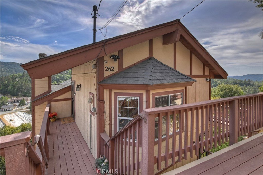 Crestline, California, 92325, United States, 3 Bedrooms Bedrooms, ,3 BathroomsBathrooms,Residential,Forsale,1953294