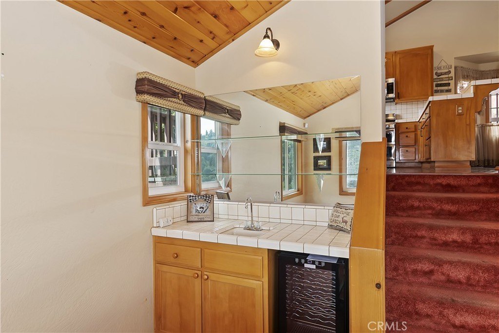 Crestline, California, 92325, United States, 3 Bedrooms Bedrooms, ,3 BathroomsBathrooms,Residential,Forsale,1953294