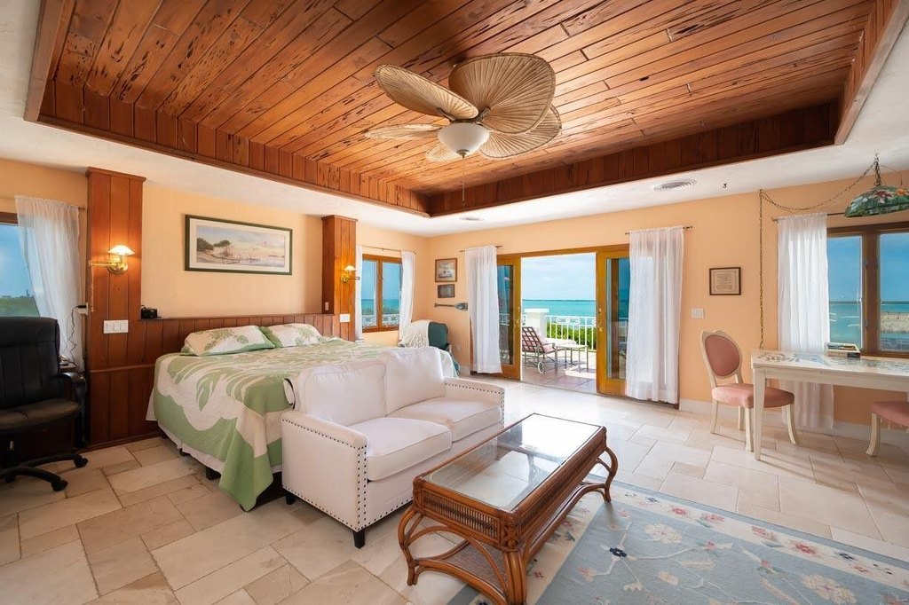 Big Torch, Florida, 33042, United States, 4 Bedrooms Bedrooms, ,4 BathroomsBathrooms,Residential,Forsale,1968284