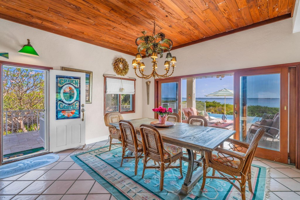 Big Torch, Florida, 33042, United States, 4 Bedrooms Bedrooms, ,4 BathroomsBathrooms,Residential,Forsale,1968284