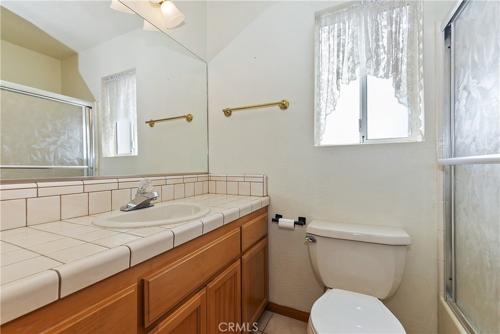 Crestline, California, 92325, United States, 3 Bedrooms Bedrooms, ,3 BathroomsBathrooms,Residential,Forsale,1953294