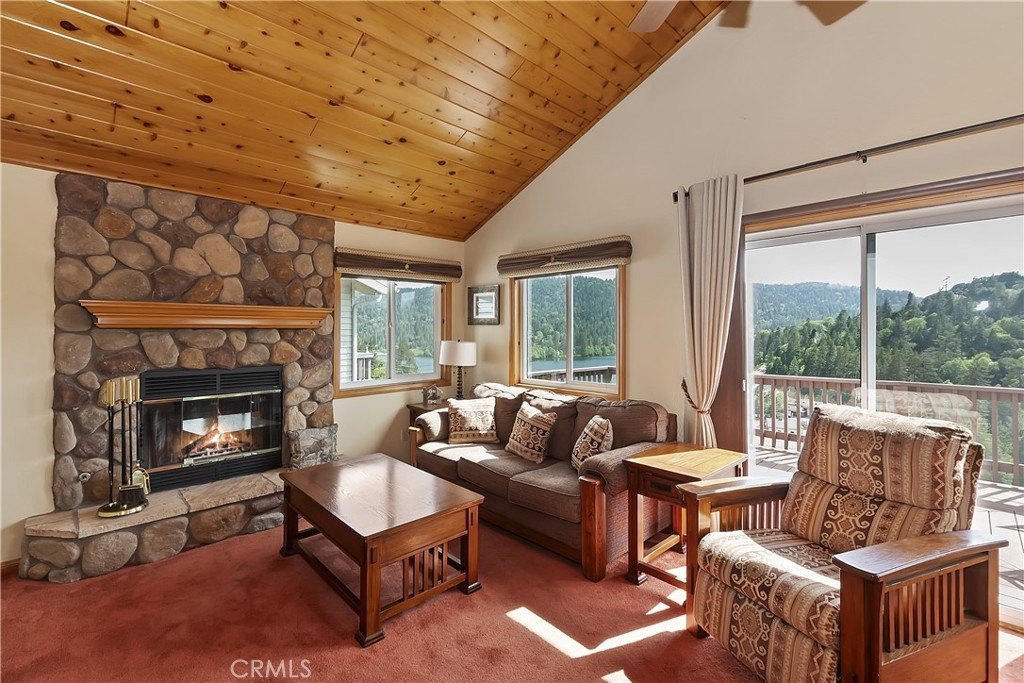 Crestline, California, 92325, United States, 3 Bedrooms Bedrooms, ,3 BathroomsBathrooms,Residential,Forsale,1953294