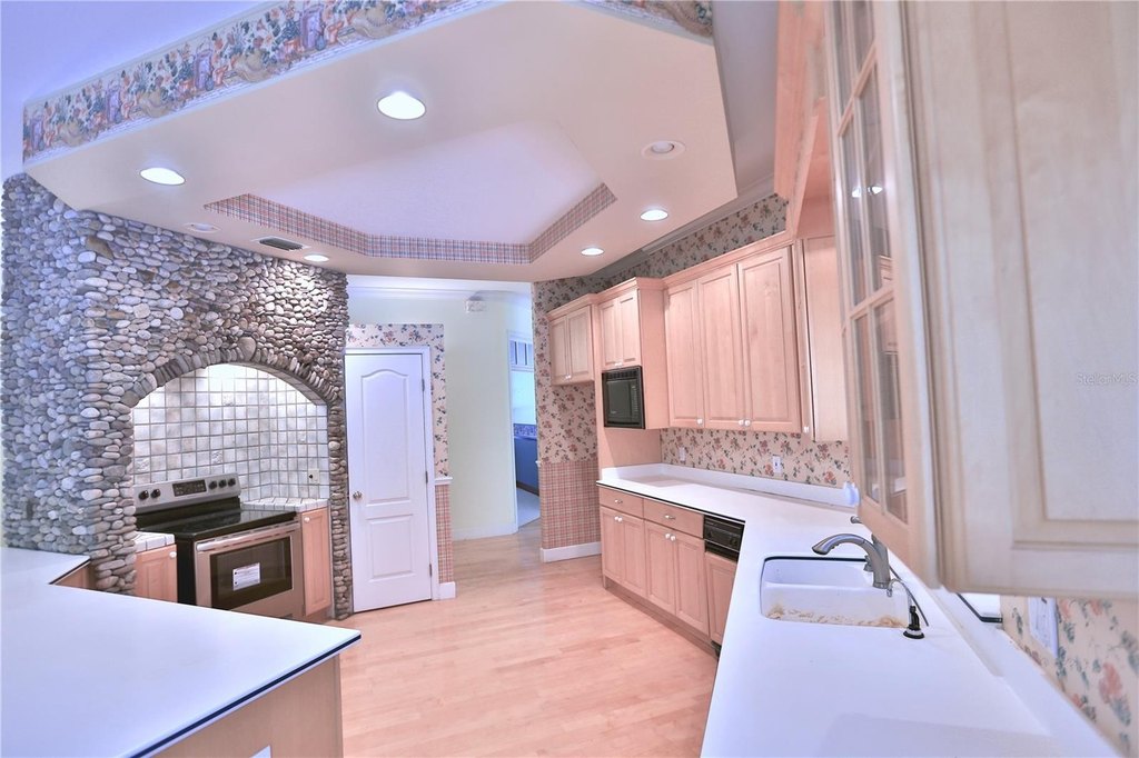 OCALA, Florida, 34480, United States, 3 Bedrooms Bedrooms, ,3 BathroomsBathrooms,Residential,Forsale,1944502