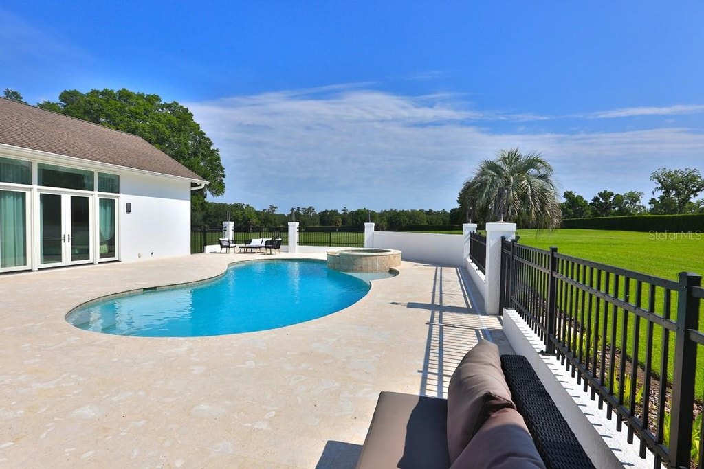OCALA, Florida, 34480, United States, 4 Bedrooms Bedrooms, ,5 BathroomsBathrooms,Residential,Forsale,1944474