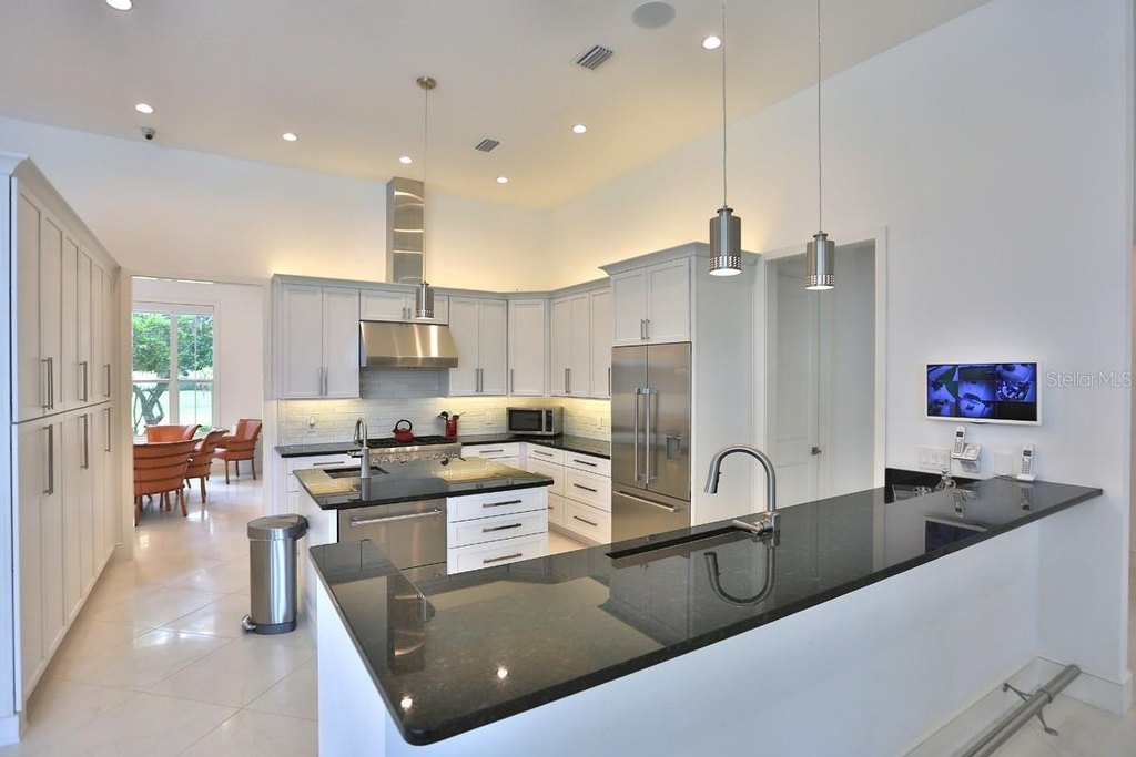 OCALA, Florida, 34480, United States, 4 Bedrooms Bedrooms, ,5 BathroomsBathrooms,Residential,Forsale,1944474