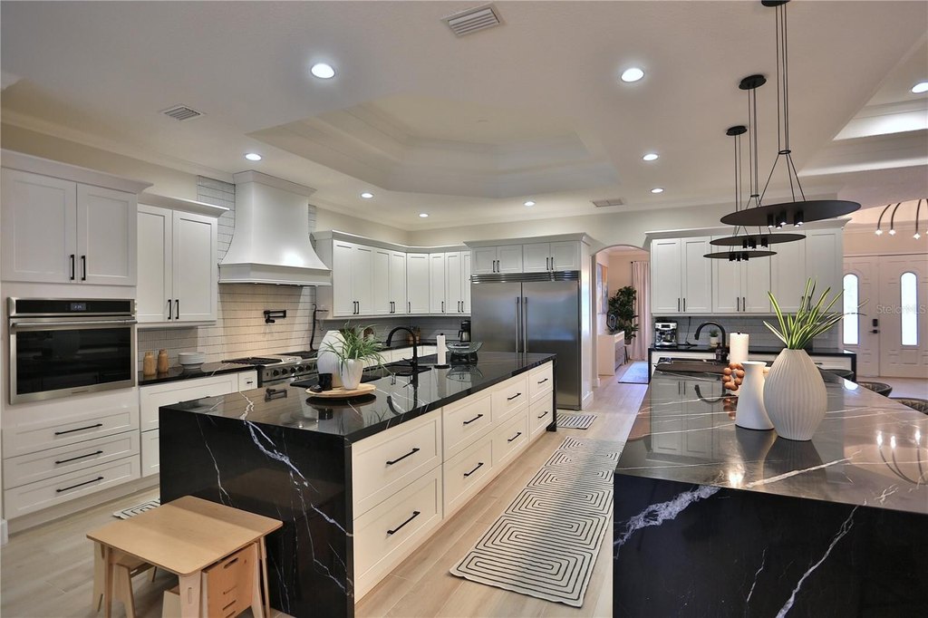 OCALA, Florida, 34482, United States, 6 Bedrooms Bedrooms, ,5 BathroomsBathrooms,Residential,Forsale,2003960