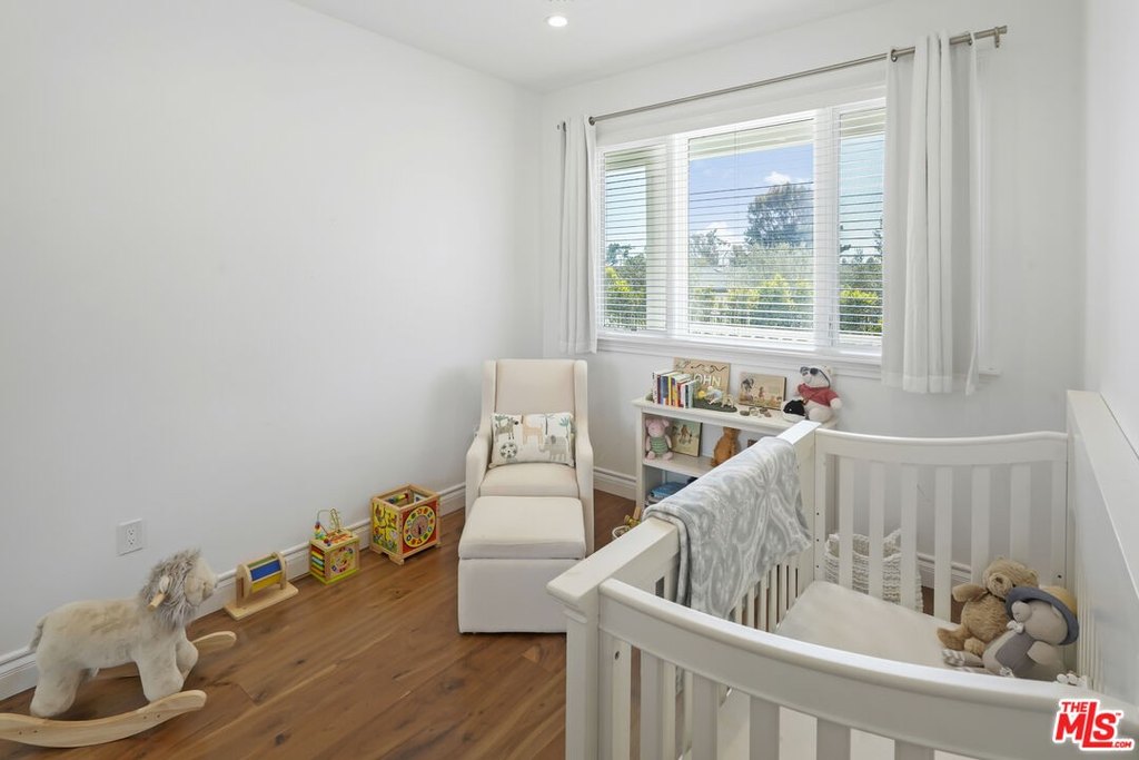 Malibu, California, 90265, United States, 5 Bedrooms Bedrooms, ,4.5 BathroomsBathrooms,Residential,Forsale,2001440