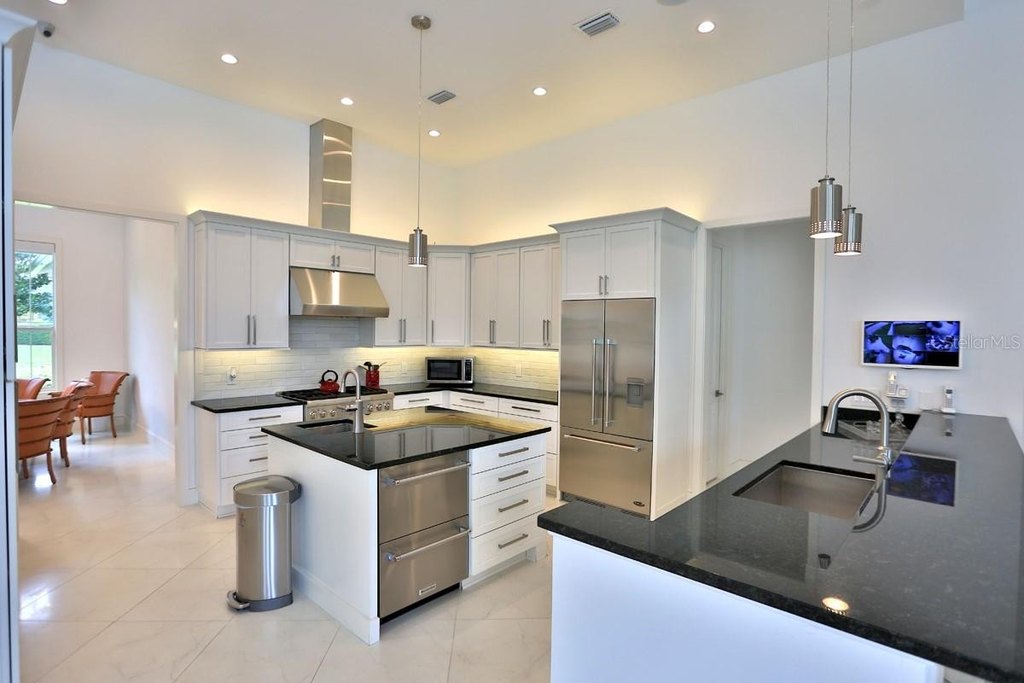 OCALA, Florida, 34480, United States, 4 Bedrooms Bedrooms, ,5 BathroomsBathrooms,Residential,Forsale,1944474