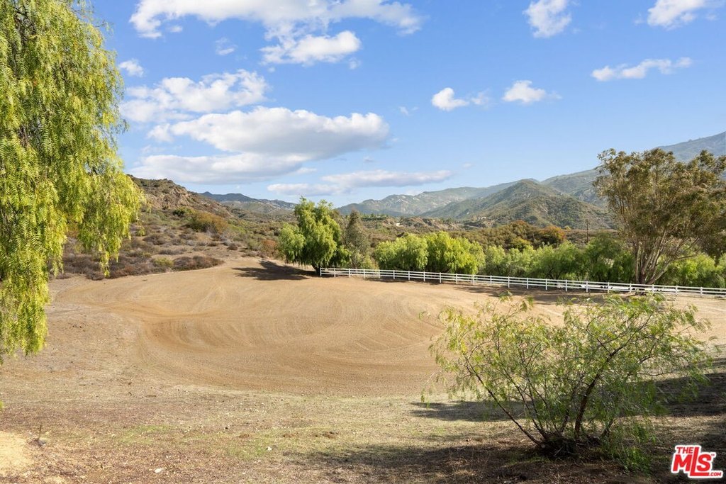 Calabasas, California, 91302, United States, 4 Bedrooms Bedrooms, ,2.5 BathroomsBathrooms,Residential,Forsale,1904924