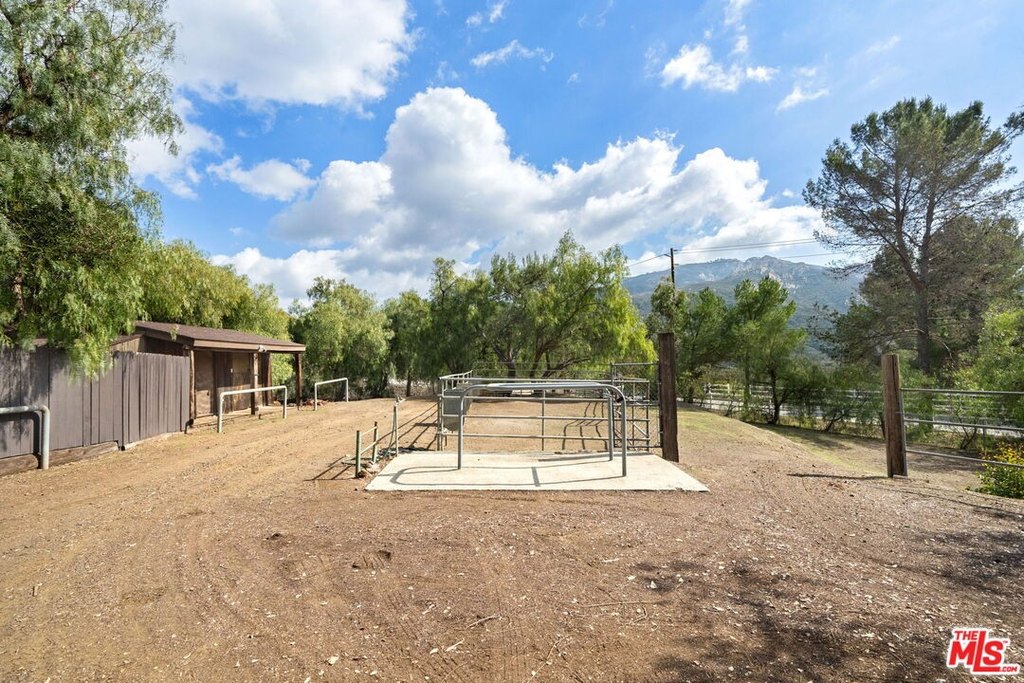 Calabasas, California, 91302, United States, 4 Bedrooms Bedrooms, ,2.5 BathroomsBathrooms,Residential,Forsale,1904924