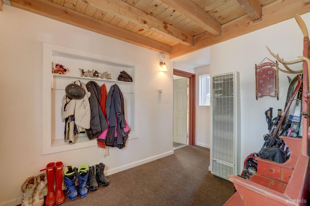 South Lake Tahoe, California, 96150, United States, 2 Bedrooms Bedrooms, ,2 BathroomsBathrooms,Residential,Forsale,1920146