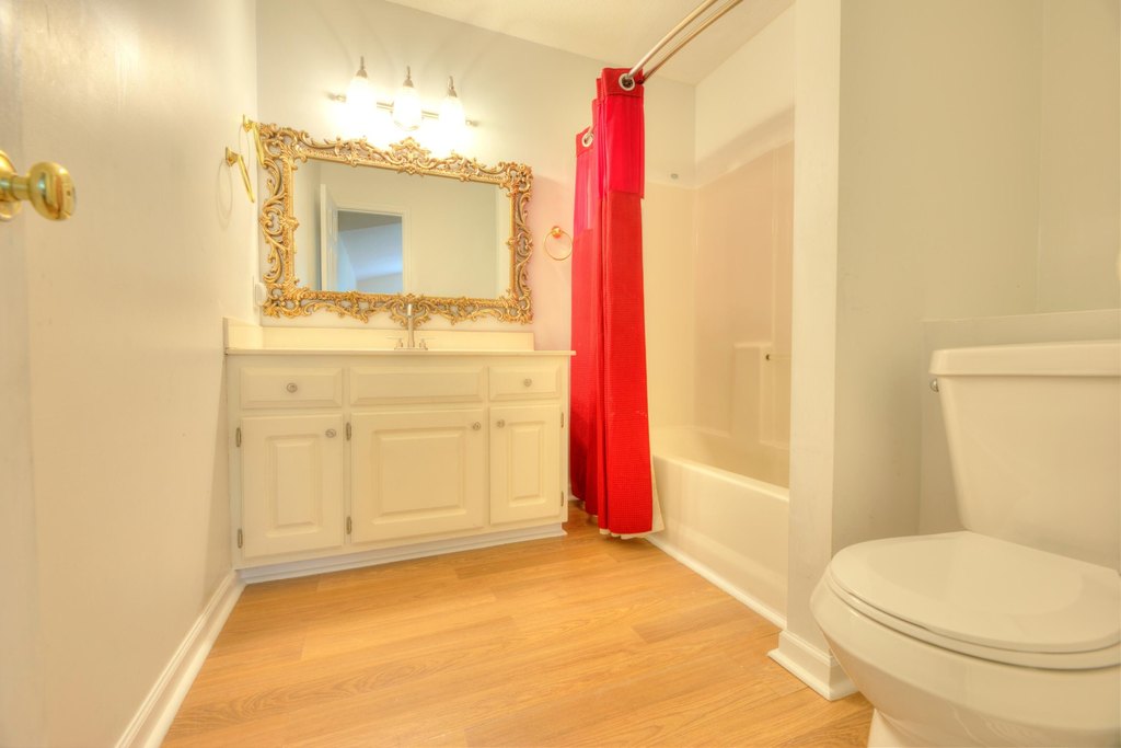 Cleveland, Tennessee, 37312, United States, 6 Bedrooms Bedrooms, ,5 BathroomsBathrooms,Residential,Forsale,2009574