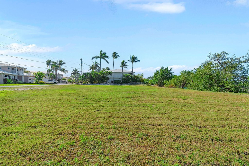 KEY COLONY, Florida, 33051, United States, ,Land,Forsale,2004375