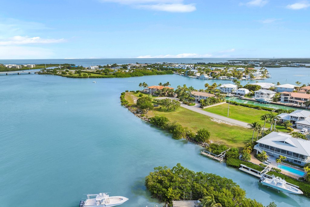 KEY COLONY, Florida, 33051, United States, ,Land,Forsale,2004375