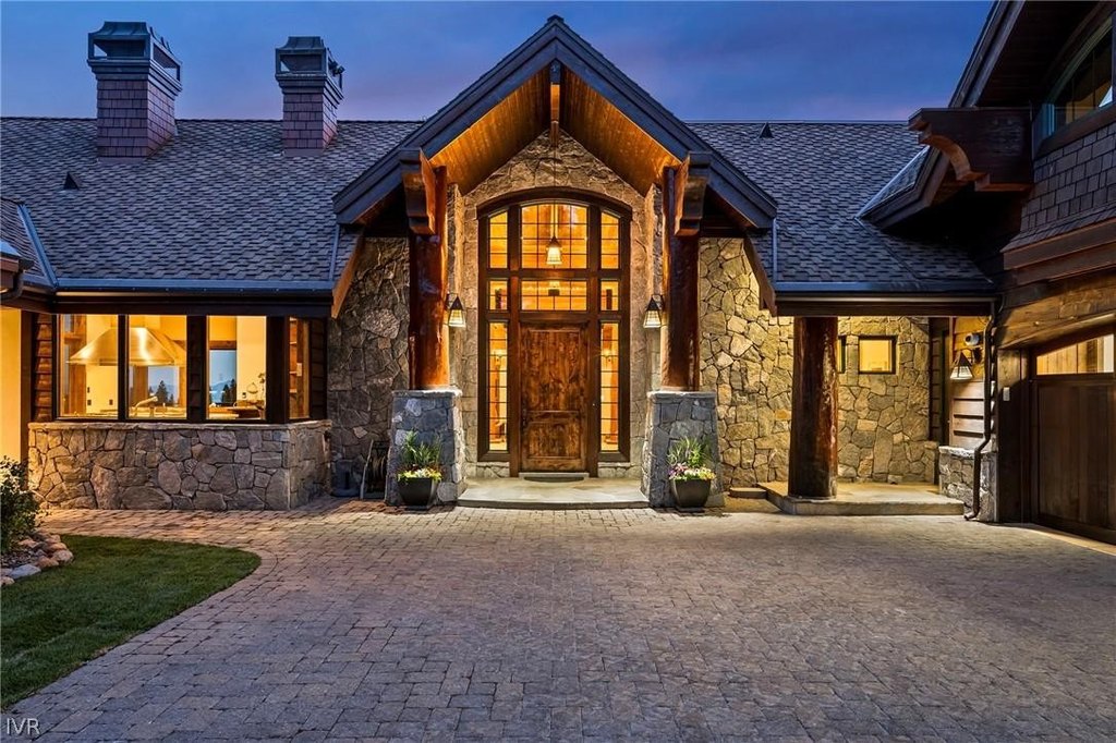 Incline Village, Nevada, 89451, United States, 5 Bedrooms Bedrooms, ,6.5 BathroomsBathrooms,Residential,Forsale,1967383