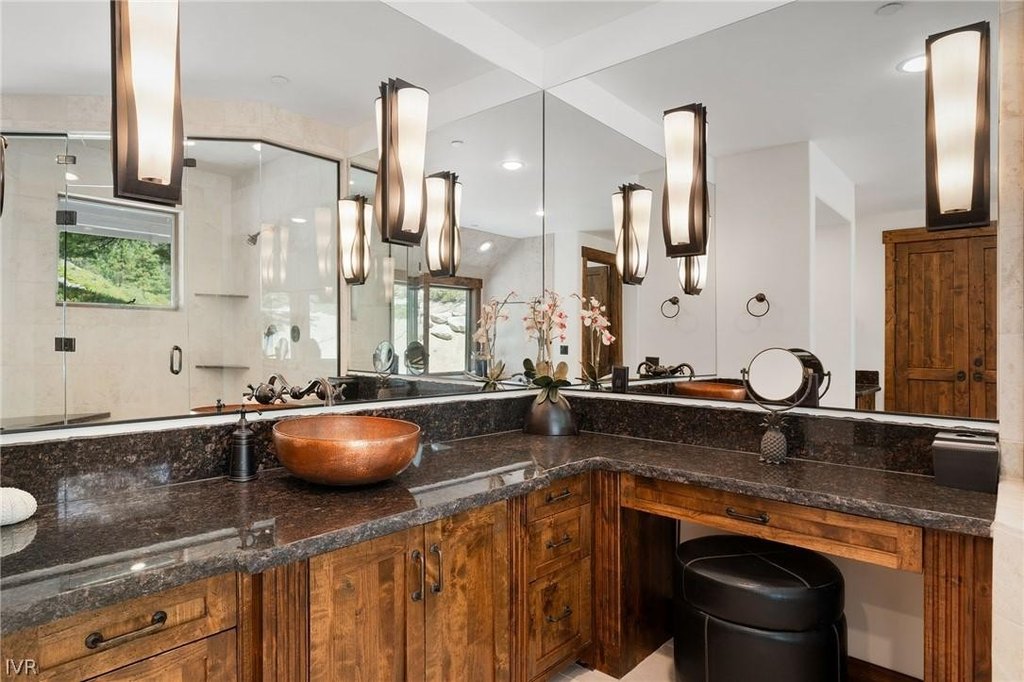 Incline Village, Nevada, 89451, United States, 5 Bedrooms Bedrooms, ,6.5 BathroomsBathrooms,Residential,Forsale,1967383