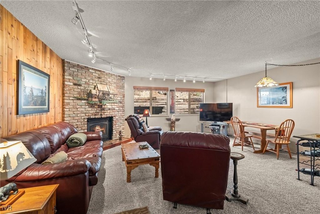 Incline Village, Nevada, 89451, United States, 3 Bedrooms Bedrooms, ,2.5 BathroomsBathrooms,Residential,Forsale,1973579