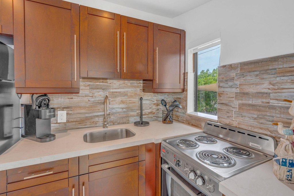 Big Pine, Florida, 33043, United States, 3 Bedrooms Bedrooms, ,3 BathroomsBathrooms,Residential,Forsale,1944386