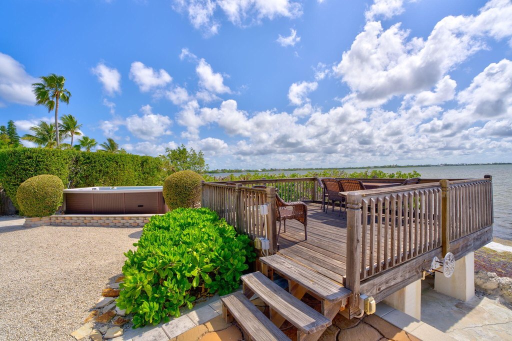 Cudjoe Key, Florida, 33042, United States, 2 Bedrooms Bedrooms, ,2 BathroomsBathrooms,Residential,Forsale,1971910