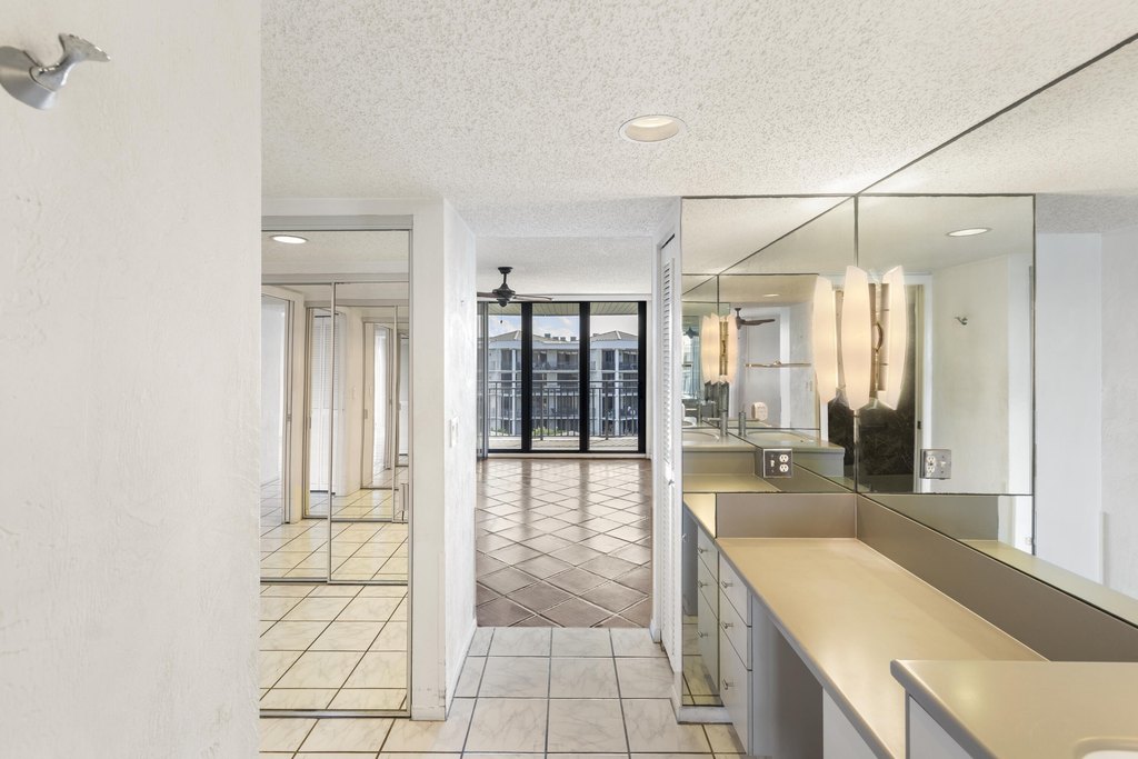 Key West, Florida, 33040, United States, 2 Bedrooms Bedrooms, ,2 BathroomsBathrooms,Residential,Forsale,1944404