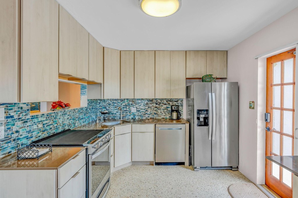 Cudjoe Key, Florida, 33042, United States, 2 Bedrooms Bedrooms, ,2 BathroomsBathrooms,Residential,Forsale,1971910