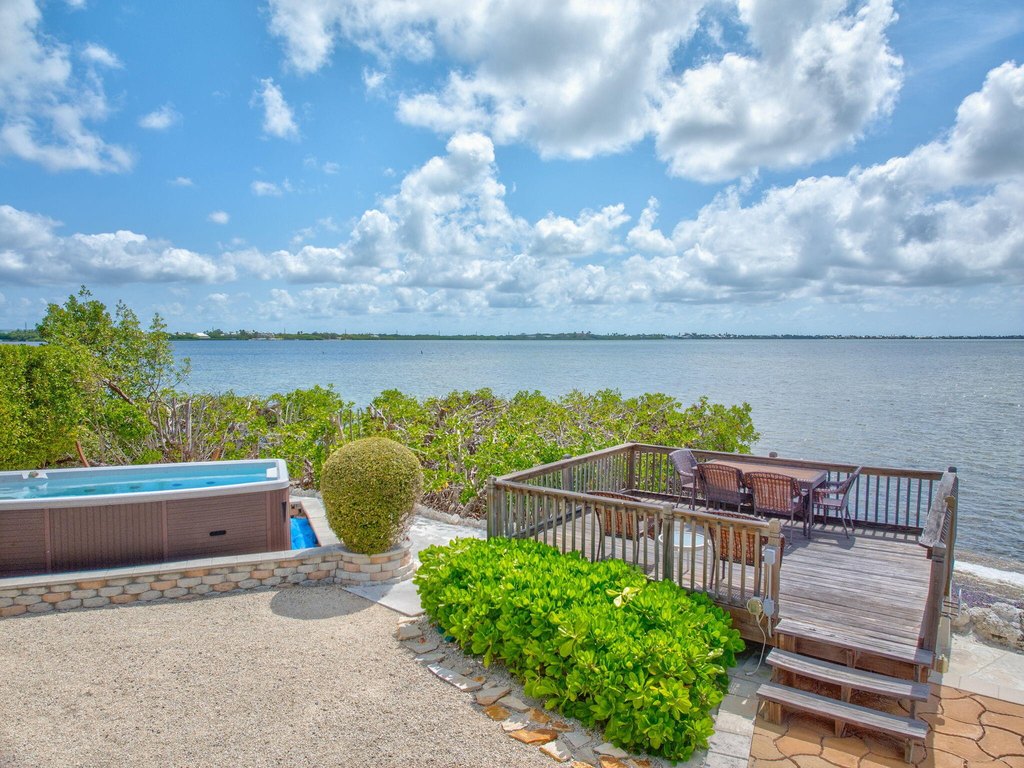 Cudjoe Key, Florida, 33042, United States, 2 Bedrooms Bedrooms, ,2 BathroomsBathrooms,Residential,Forsale,1971910