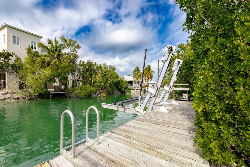 Cudjoe Key, Florida, 33042, United States, 2 Bedrooms Bedrooms, ,2 BathroomsBathrooms,Residential,Forsale,1971910