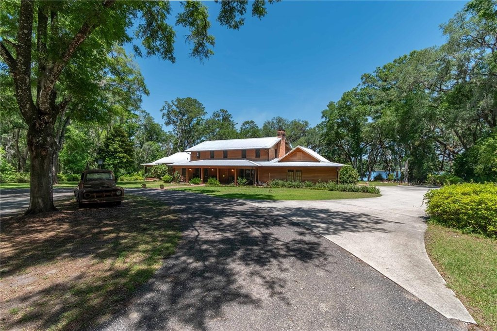 HAWTHORNE, Florida, 32640, United States, 5 Bedrooms Bedrooms, ,4 BathroomsBathrooms,Residential,Forsale,2009450