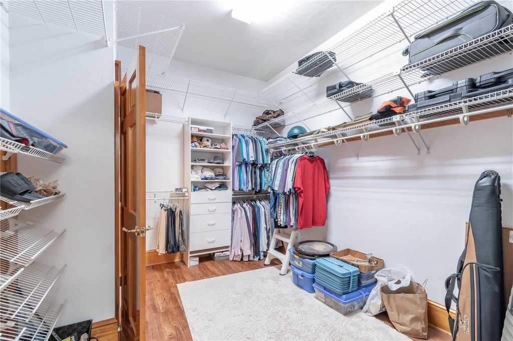 HAWTHORNE, Florida, 32640, United States, 5 Bedrooms Bedrooms, ,4 BathroomsBathrooms,Residential,Forsale,2009450