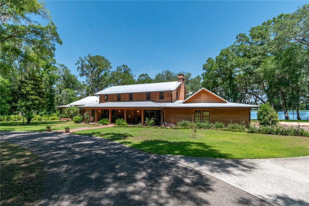 HAWTHORNE, Florida, 32640, United States, 5 Bedrooms Bedrooms, ,4 BathroomsBathrooms,Residential,Forsale,2009450