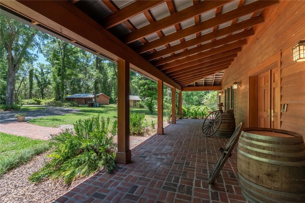 HAWTHORNE, Florida, 32640, United States, 5 Bedrooms Bedrooms, ,4 BathroomsBathrooms,Residential,Forsale,2009450