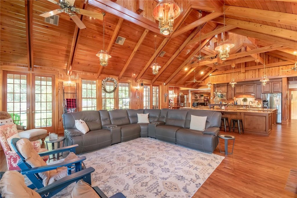 HAWTHORNE, Florida, 32640, United States, 5 Bedrooms Bedrooms, ,4 BathroomsBathrooms,Residential,Forsale,2009450