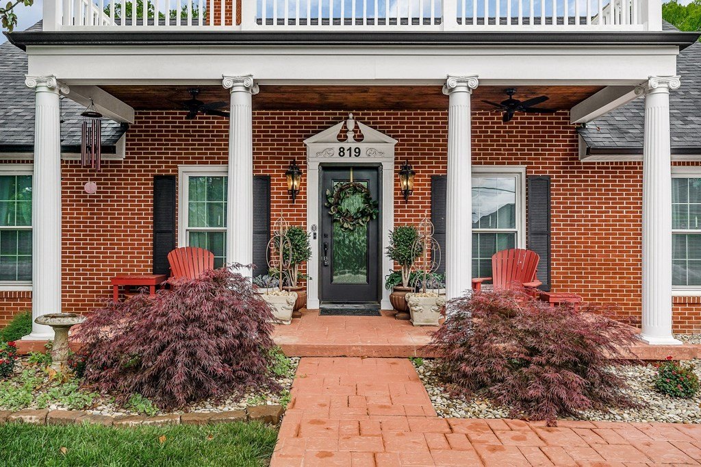 COOKEVILLE, Tennessee, 38501, United States, 5 Bedrooms Bedrooms, ,3.5 BathroomsBathrooms,Residential,Forsale,1886000