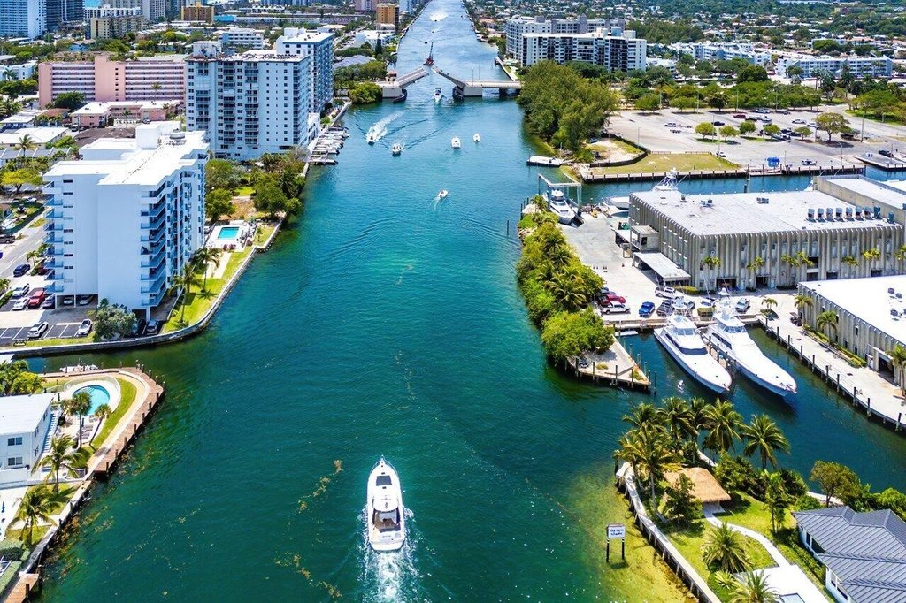 Pompano Beach, Florida, 33062, United States, 4 Bedrooms Bedrooms, ,4.5 BathroomsBathrooms,Residential,Forsale,1886560