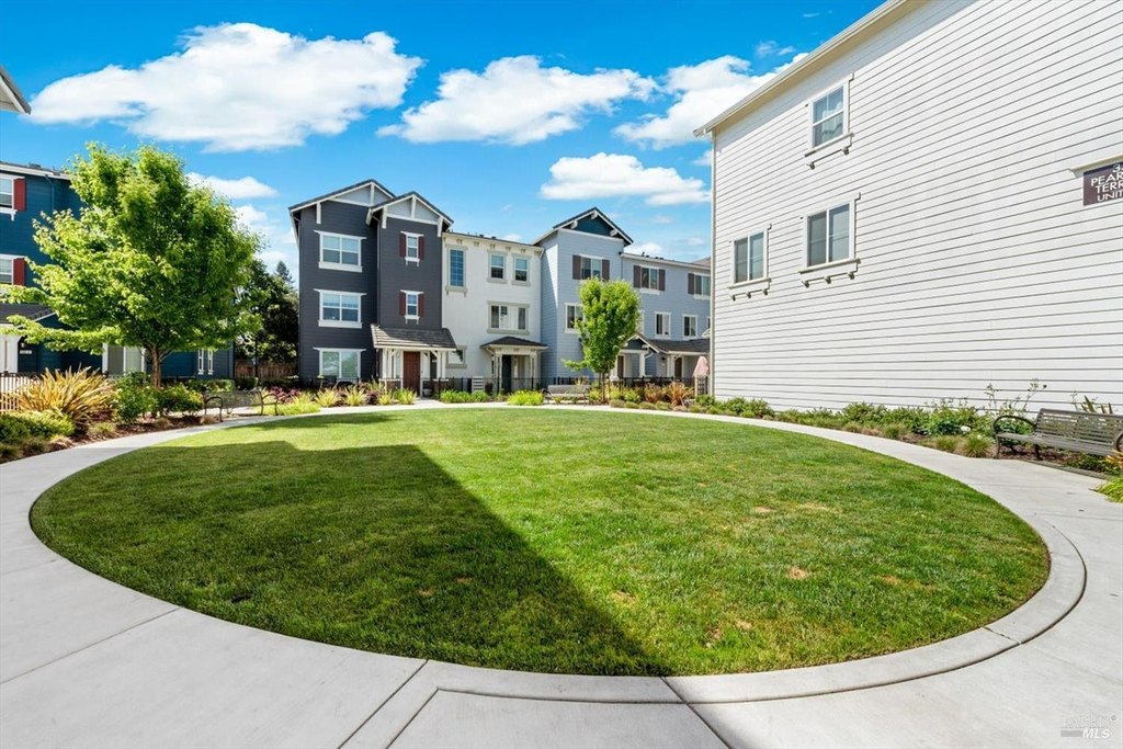 Napa, California, 94558, United States, 3 Bedrooms Bedrooms, ,3 BathroomsBathrooms,Residential,Forsale,1985938