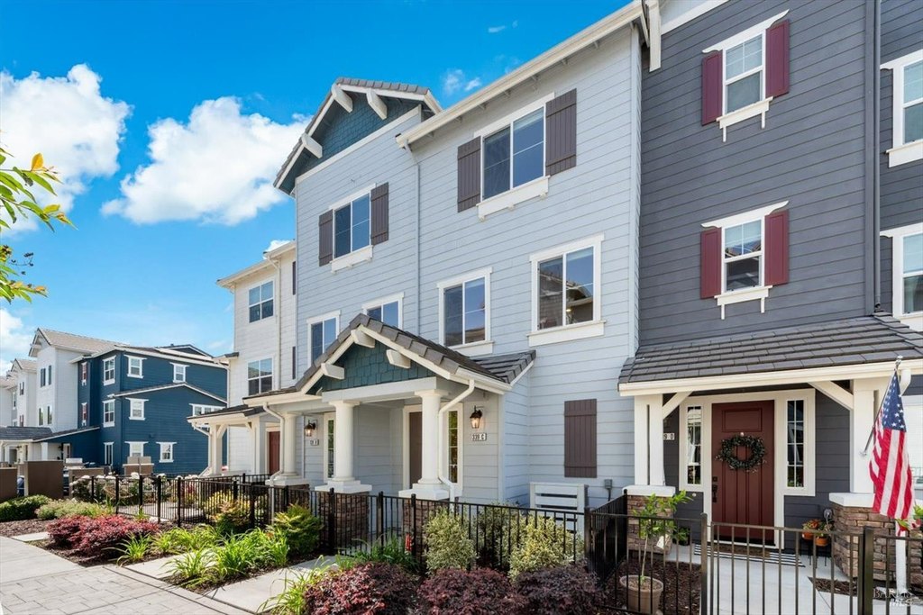 Napa, California, 94558, United States, 3 Bedrooms Bedrooms, ,3 BathroomsBathrooms,Residential,Forsale,1985938