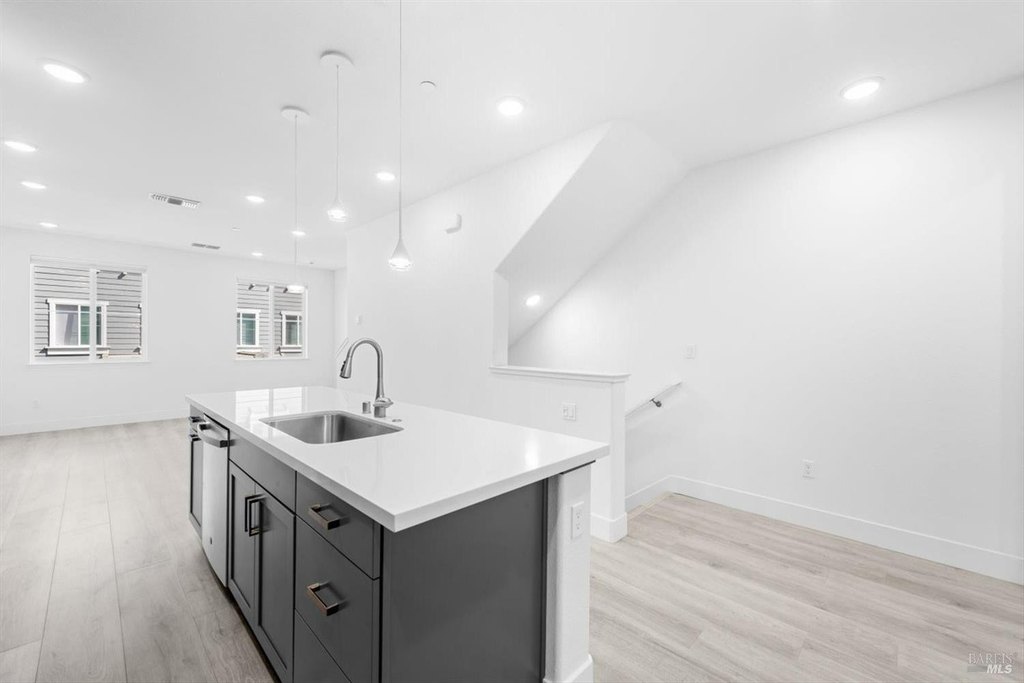 Napa, California, 94558, United States, 3 Bedrooms Bedrooms, ,3 BathroomsBathrooms,Residential,Forsale,1985938