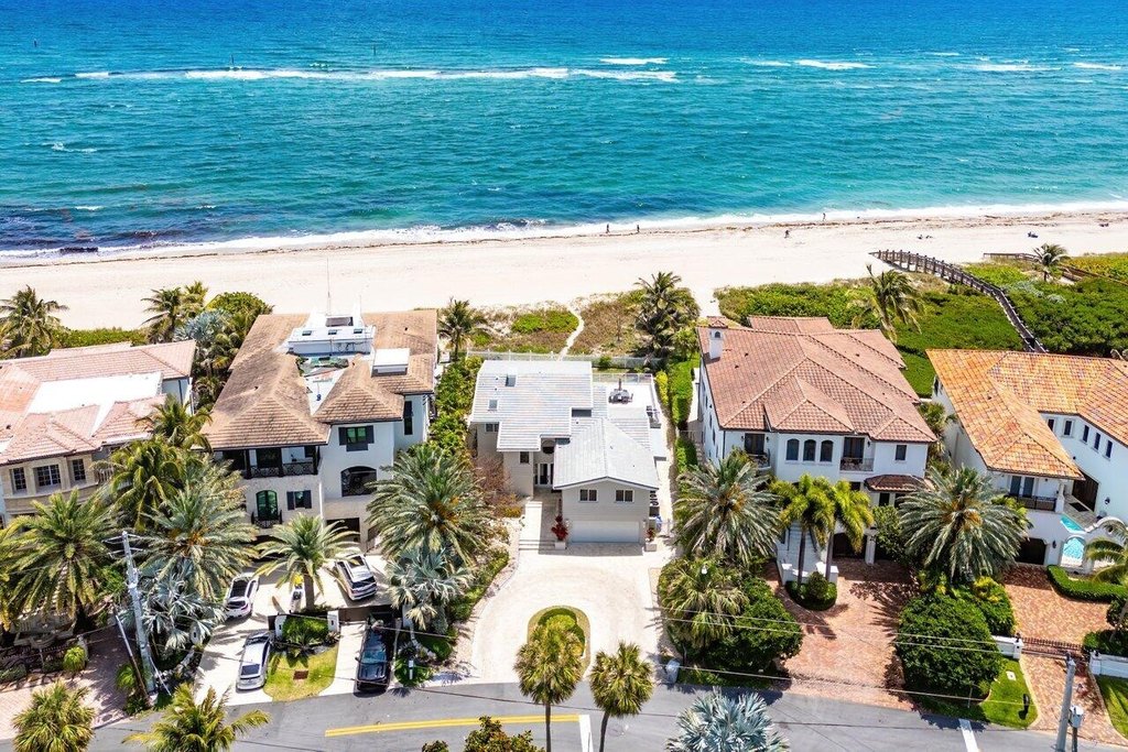 Pompano Beach, Florida, 33062, United States, 4 Bedrooms Bedrooms, ,4.5 BathroomsBathrooms,Residential,Forsale,1886560