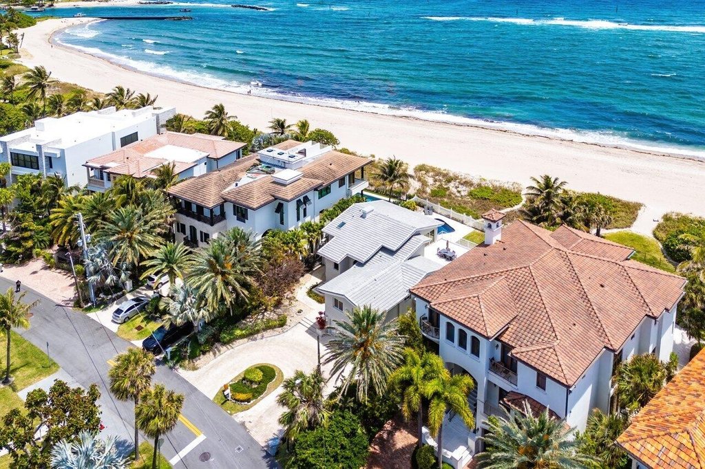 Pompano Beach, Florida, 33062, United States, 4 Bedrooms Bedrooms, ,4.5 BathroomsBathrooms,Residential,Forsale,1886560