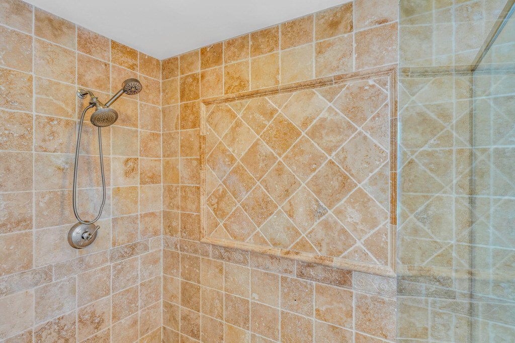 Key Colony, Florida, 33051, United States, 3 Bedrooms Bedrooms, ,3.5 BathroomsBathrooms,Residential,Forsale,1944361