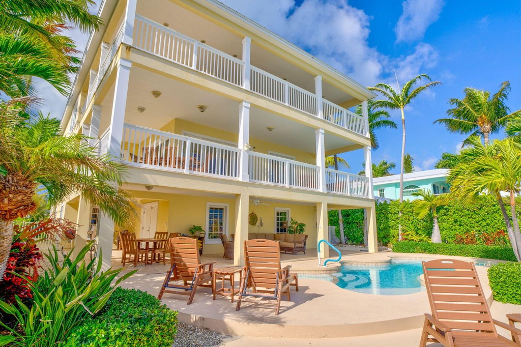 Key Colony, Florida, 33051, United States, 3 Bedrooms Bedrooms, ,3.5 BathroomsBathrooms,Residential,Forsale,1944361