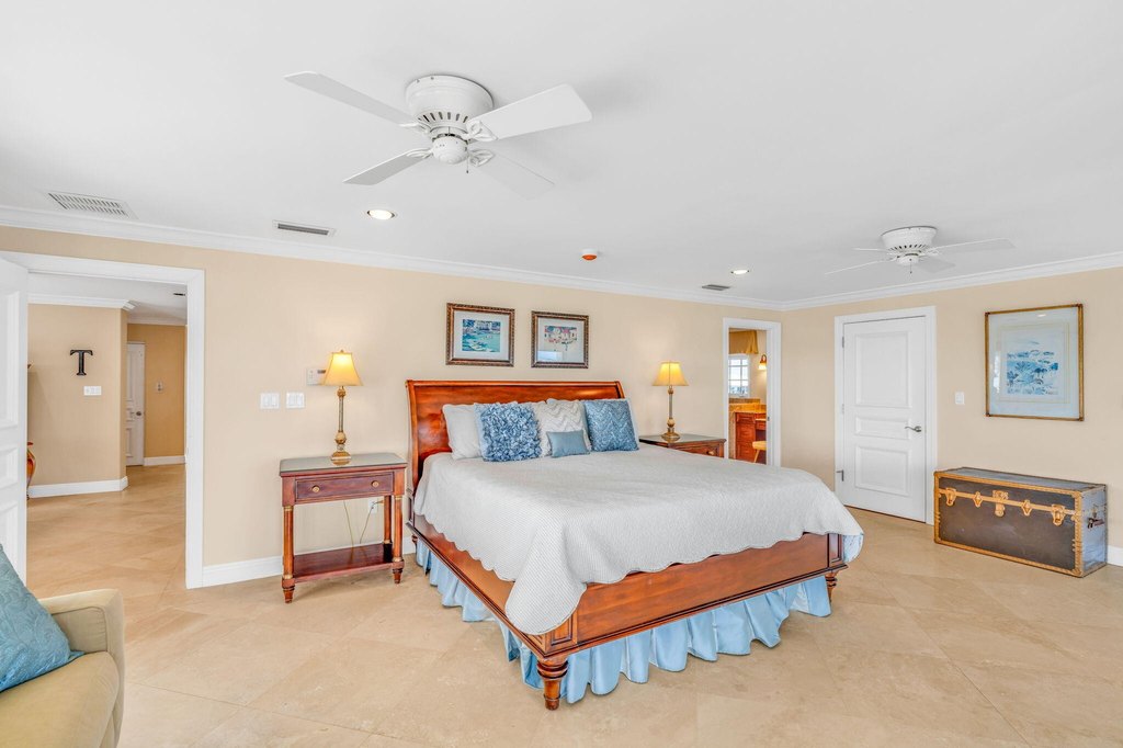 Key Colony, Florida, 33051, United States, 3 Bedrooms Bedrooms, ,3.5 BathroomsBathrooms,Residential,Forsale,1944361